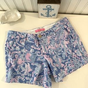 Lilly Pulitzer shorts size 4 EUC